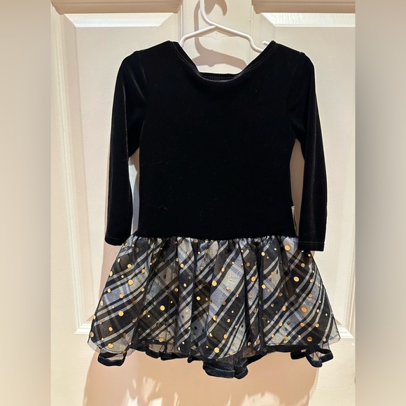 Bonnie Jean Velvet dress. - Picture 2 of 5